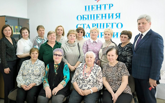 Отделение СФР по Новосибирской области открыло два новых Центра общения старшего поколения