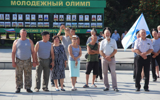 Краснозерский район отмечает День Военно-Морского Флота России – праздник, полный мужества, чести и гордости за славную историю отечественного флота.